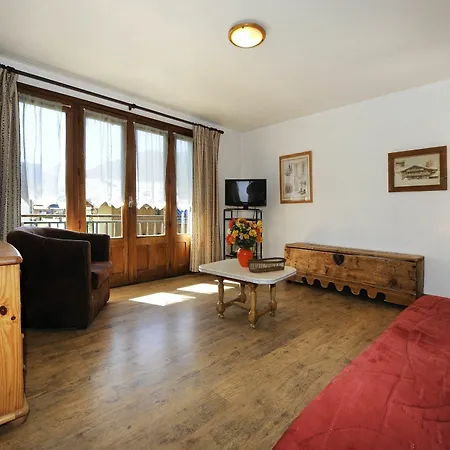 Genepi 1 - Sunny, 3-bedroom Located In The Alps Les Menuires Saint-Martin-de-Belleville